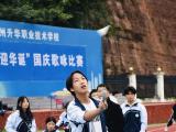 达州升华职业技术学校校园运动会羽毛球比赛精彩瞬间